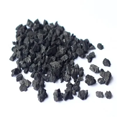 Jaką rolę odgrywa specjalny węgiel aktywowany w poprawie gładkości trunku?